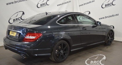 Mercedes-Benz C 350 Coupe AMG Design