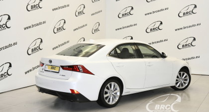 Lexus IS 300H Hybrid Automatas