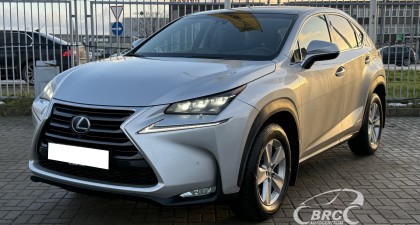 Lexus NX300h Hybrid e-Four e-CVT Automatas
