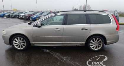 Volvo V70 D4