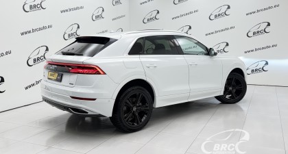 Audi Q8 3.0 TFSI Quattro I-HEV Automatas