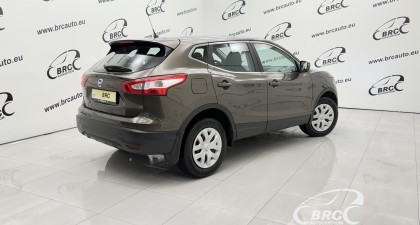 Nissan Qashqai 1.2 DiG-T Visia 2WD Automatas VARIKLIO DEFEKTAS