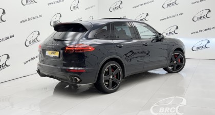 Porsche Cayenne Turbo V8 Automatas 