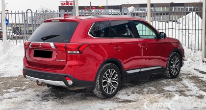 Mitsubishi Outlander 2.0 MIVEC 4WD Automatas