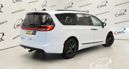 Chrysler Pacifica 