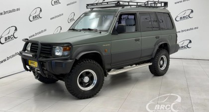 Mitsubishi Pajero 2.5TD 4WD Automatas