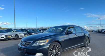 Lexus LS 600 h L Automatas