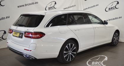 Mercedes-Benz E 300 de 4matic Plug-In Hybrid