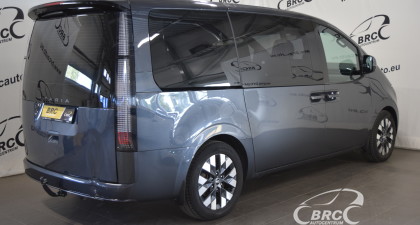 Hyundai Staria Premium 4wd